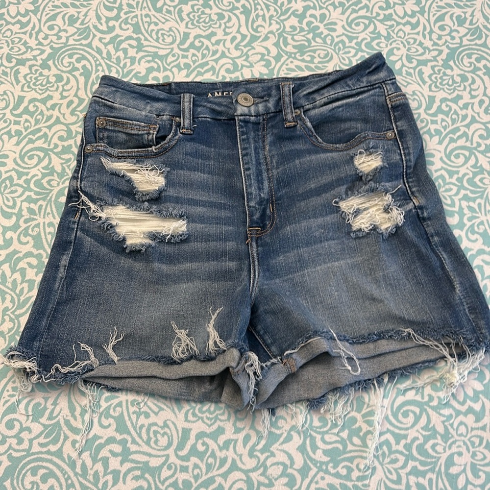 Women’s American Eagle shorts